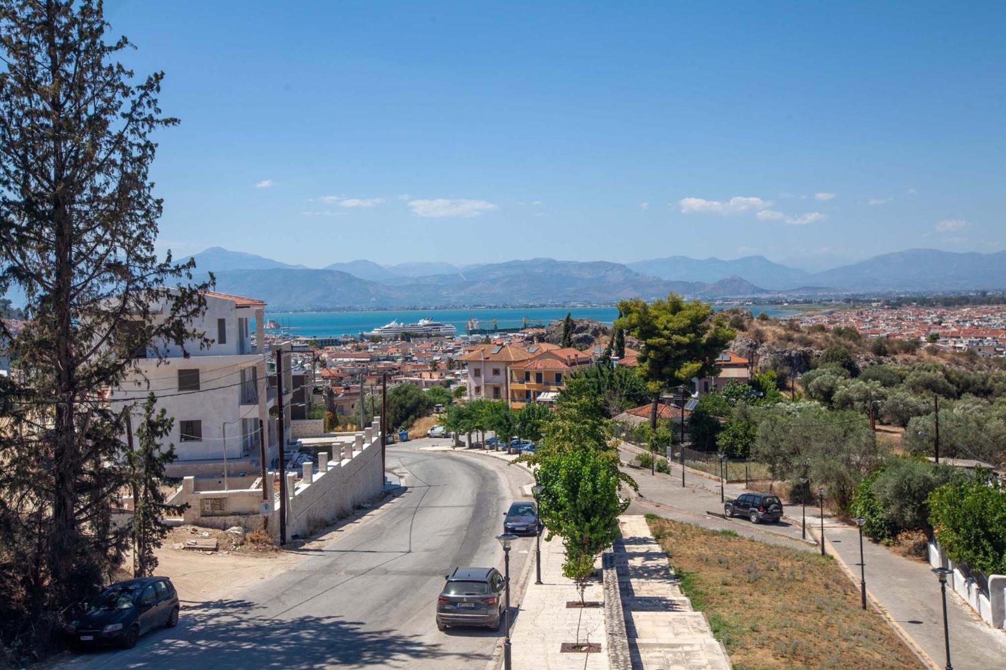 Vila Bourtzi View *