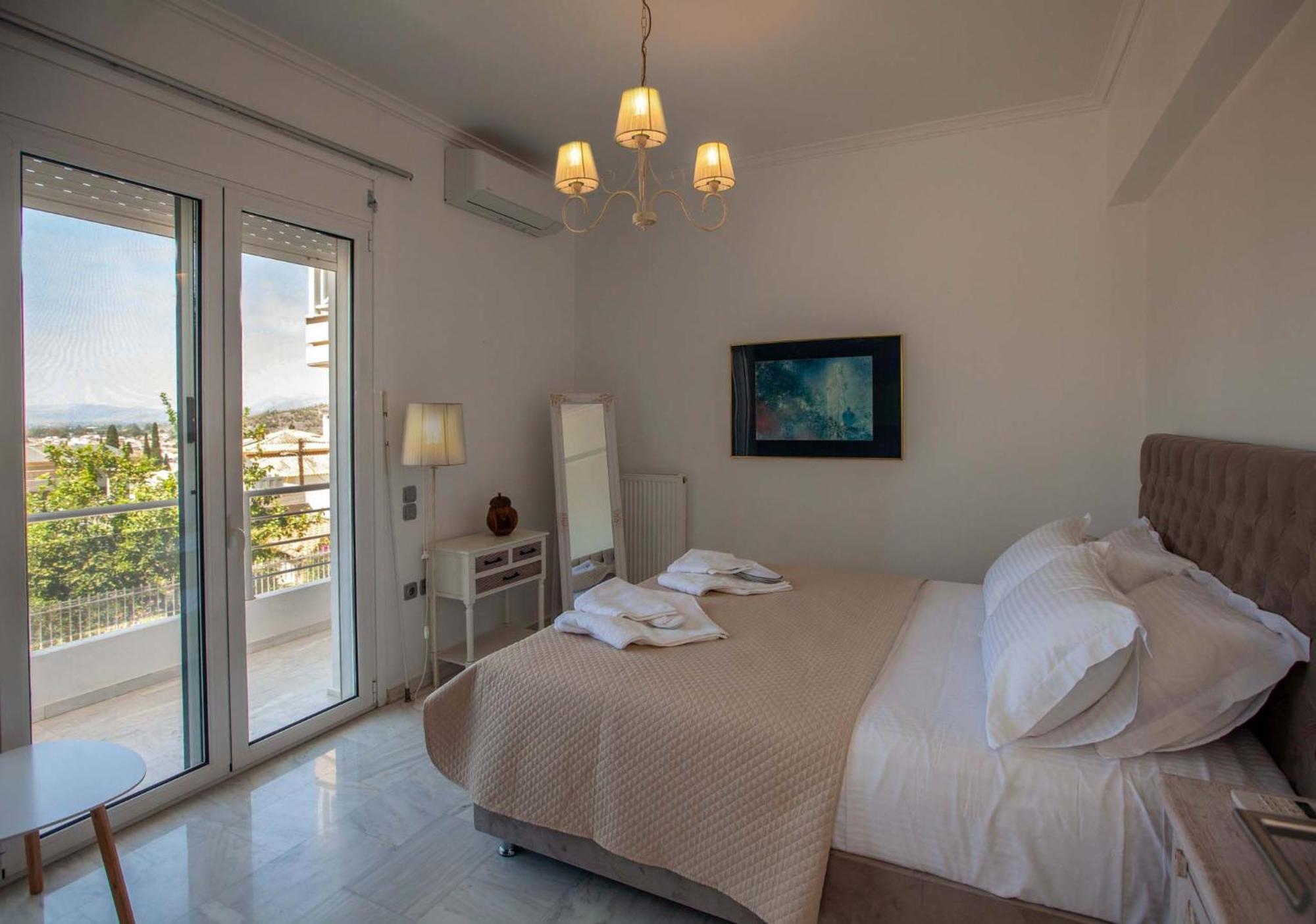 Bourtzi View Vila
